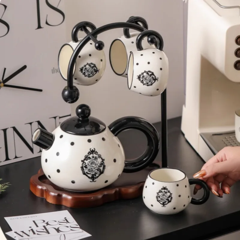 European Creative Dots Ceramic Drinkware 1 Pot 4 Cups Porcelain Coffee Tea Set Home Coffee Sets Kitchen Bar Counter Decorations 5