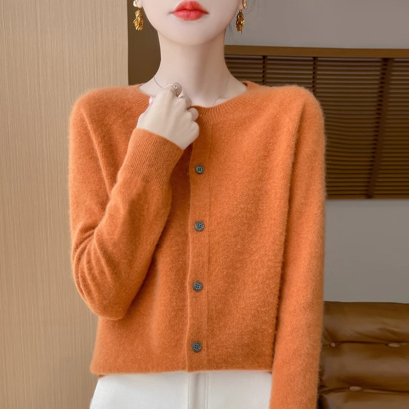 

Fall/Winter 2024 New 100% Merino Wool Round Neck Long Sleeve Knitwear Fashion Solid Color Joker Knitted Jacket Coat