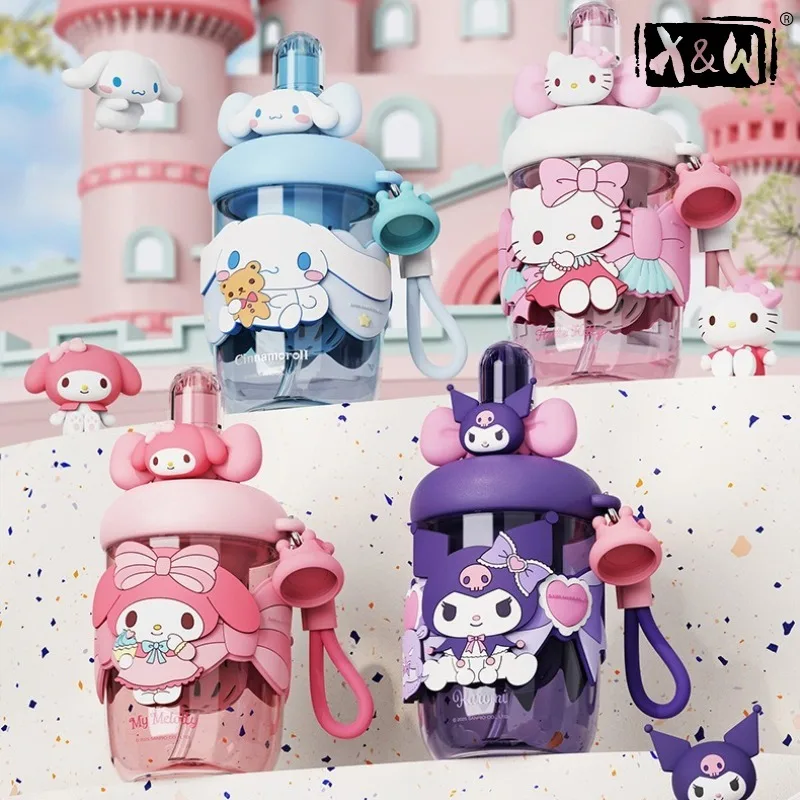 X&W Sanrio 650ml Bopop Space Cup Kaltgetränkebecher mit Deckel und Strohhalm, Wasserflasche für Kinder, Farbwechselbecher, Wasserflasche mit Strohhalm
