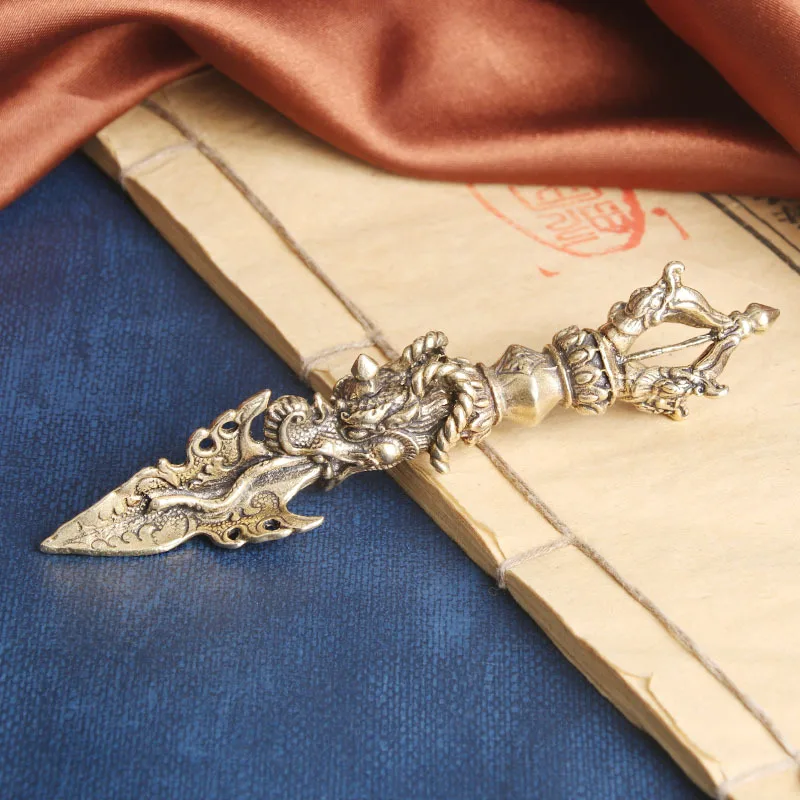 

Little Fairy/ Retro Brass Faucet Vajra Desktop Ornaments Religious Magic Weapon Demon Subduing Pestle Handheld Metal Crafts