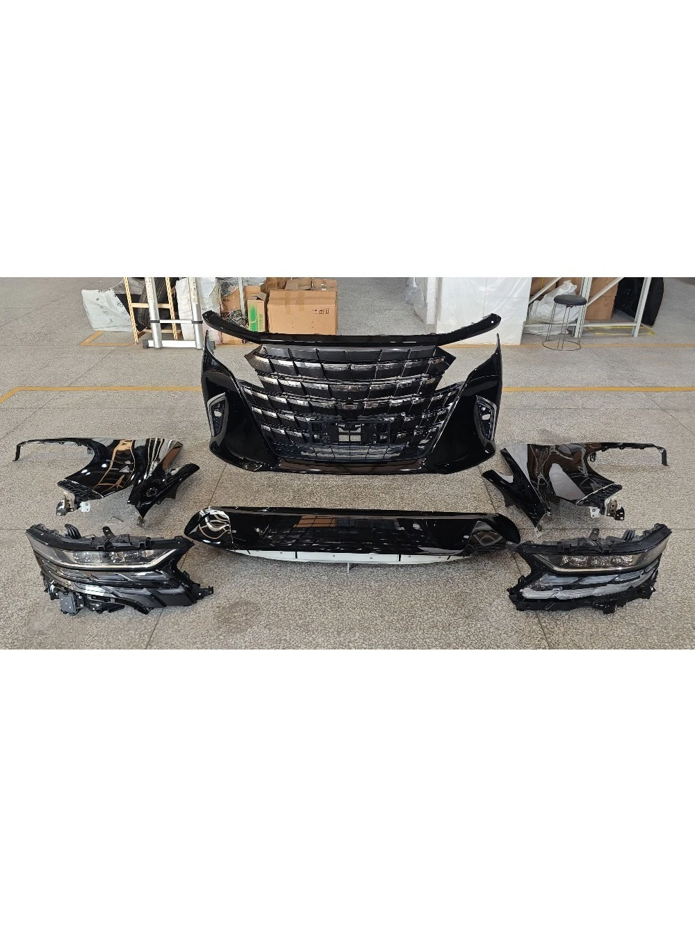 2015-2023 Convert to 2024 Alphard 40 Body Kit Upgrade Modified Bumper for  Vellfir&Alphard 30 to 40 Series Body Kit