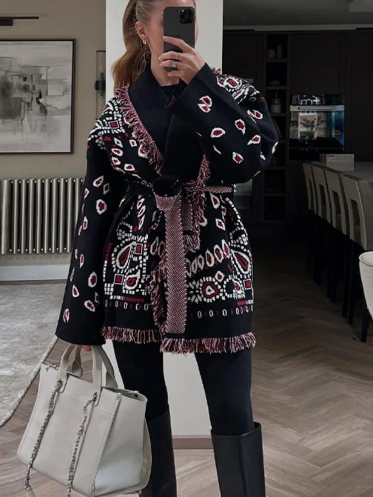 

Casual Printed Patchwork Knitted Cardigans Women Long Sleeve V-neck Lace Up Sweaters Fashion 2025 Autumn Female Knitwear Coats