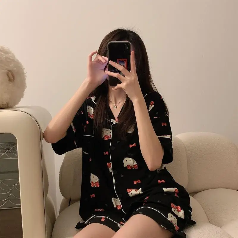 Sanrio Новый женский пижамный комплект Hello Kitty Пижамный комплект из 2 предметов с принтом Sweet Girl Летние шорты с короткими рукавами Комплект домашней одежды с героями мультфильмов