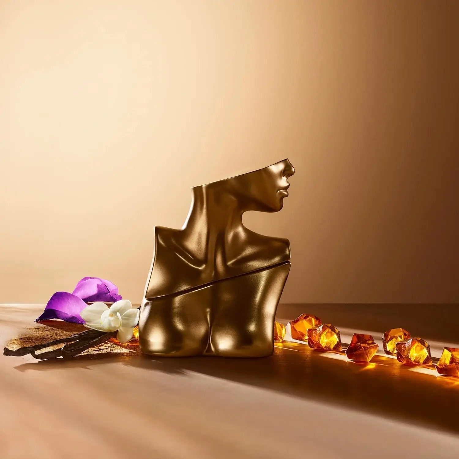 عطر بيلي إيليش أو دي برفوم بخاخ للنساء، ملاحظات بتلات السكر، الفانيليا والمسك