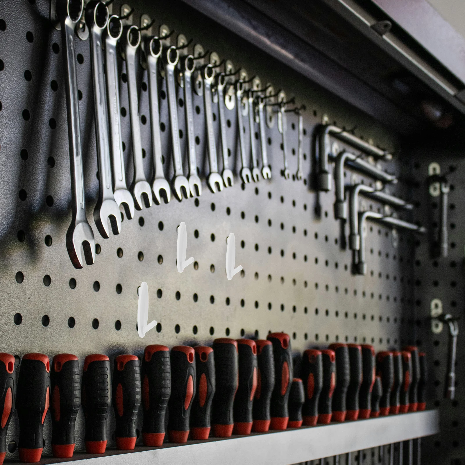 

4 Pcs Plastic Hook Peg Board Organizer Accessories Multifunction Hooks for Pegboard