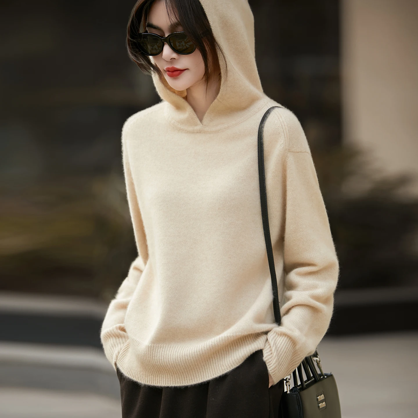 Winter Thicken Hoodie Loose Style Pullover Women Knitting 100% Merino Wool Sweater Front Shoulder Inversion High quality Tops