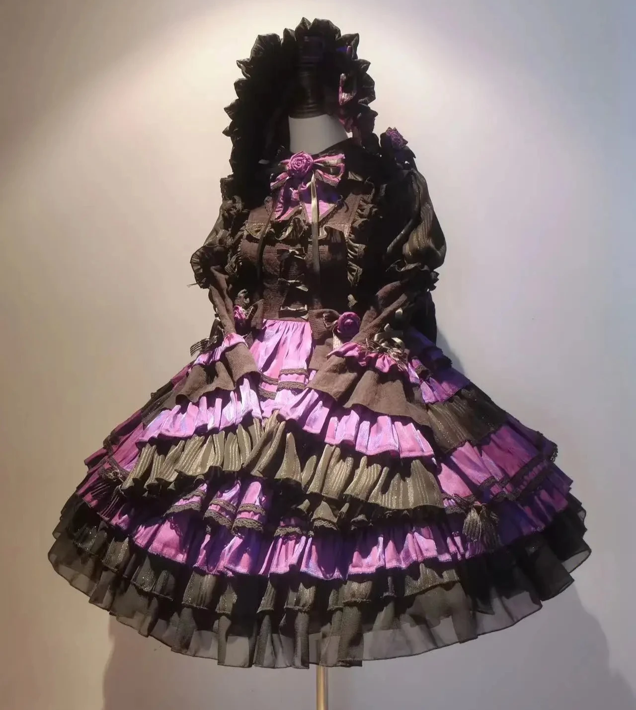 

Japanese Sweet Lolita Dress Ladies Elegant Long Flared Sleeve Lapel Cake Dress Gothic Cute Purple Long Birthday Party Dress