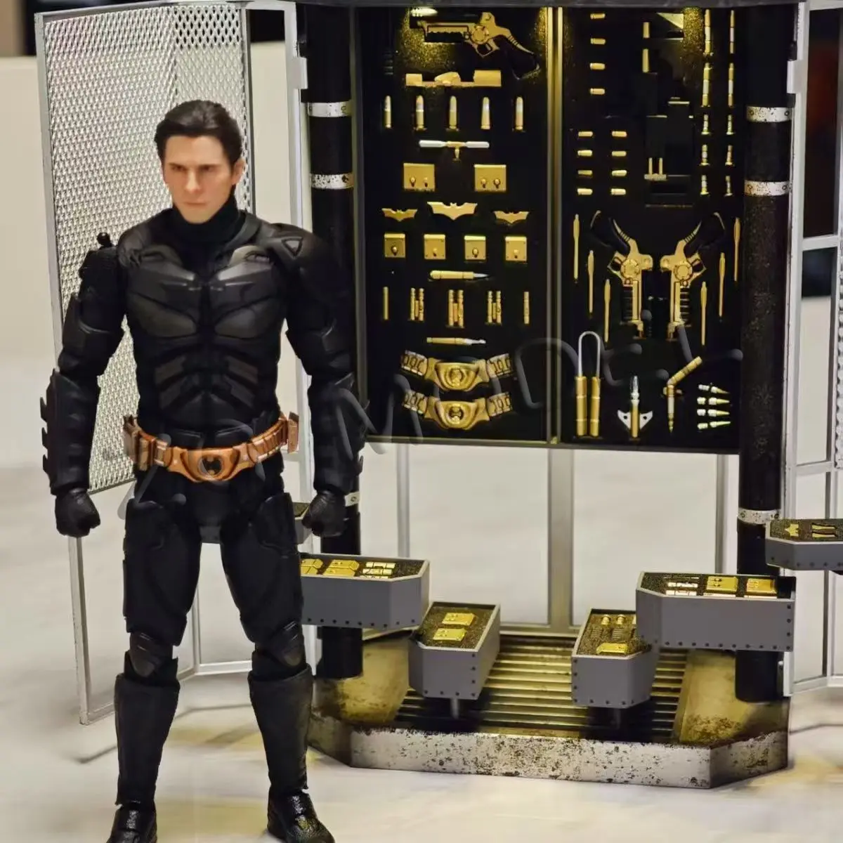 

2Goodco Bat 002 Garage 1/12 Scale In Stock China Express Shipping