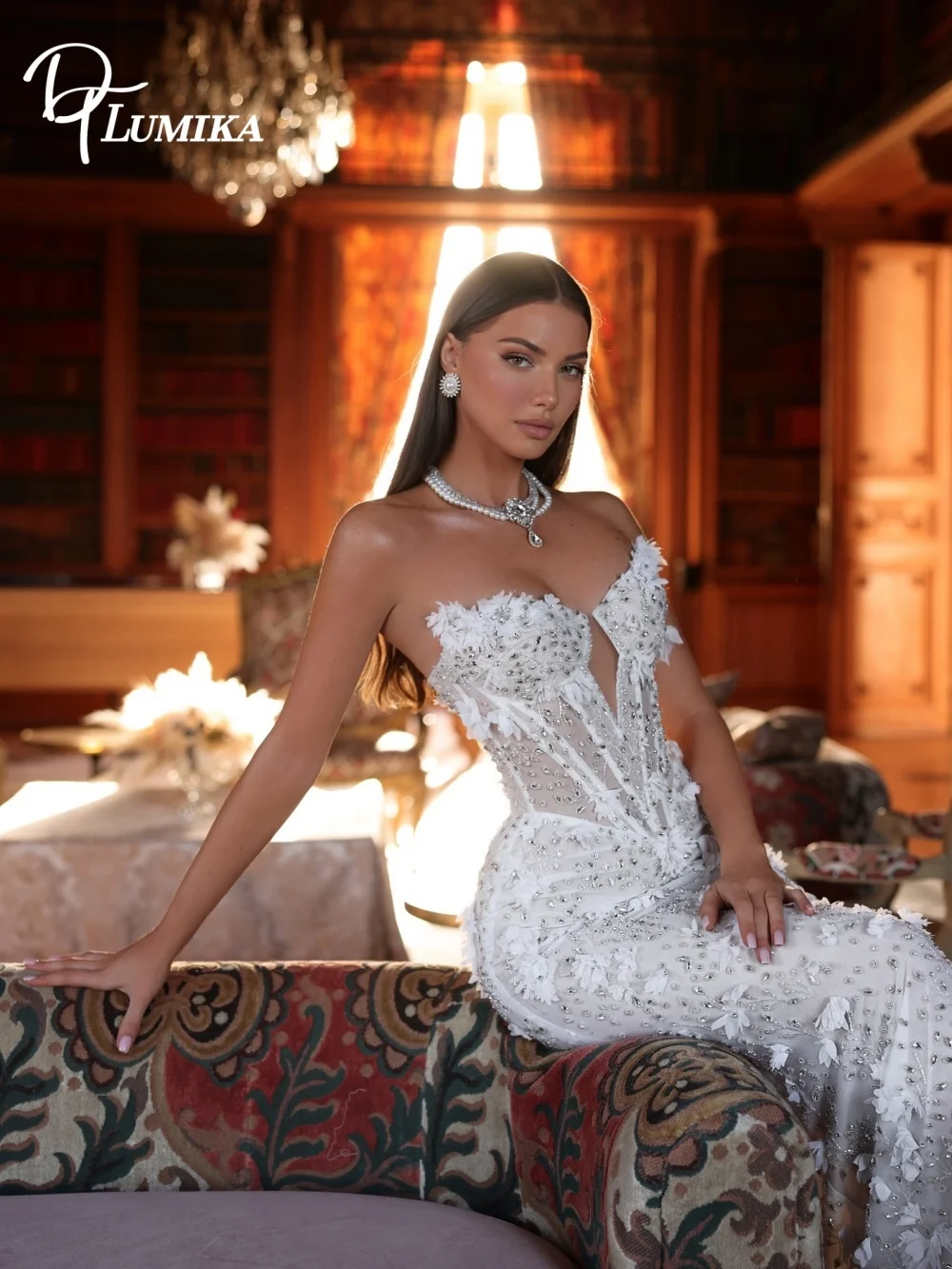 Exquisite Strapless 3D Floral Beaded Mermaid Bride Dress Regal Wedding Gown Bride Robe Customized Vestido De Novia Bride Dress