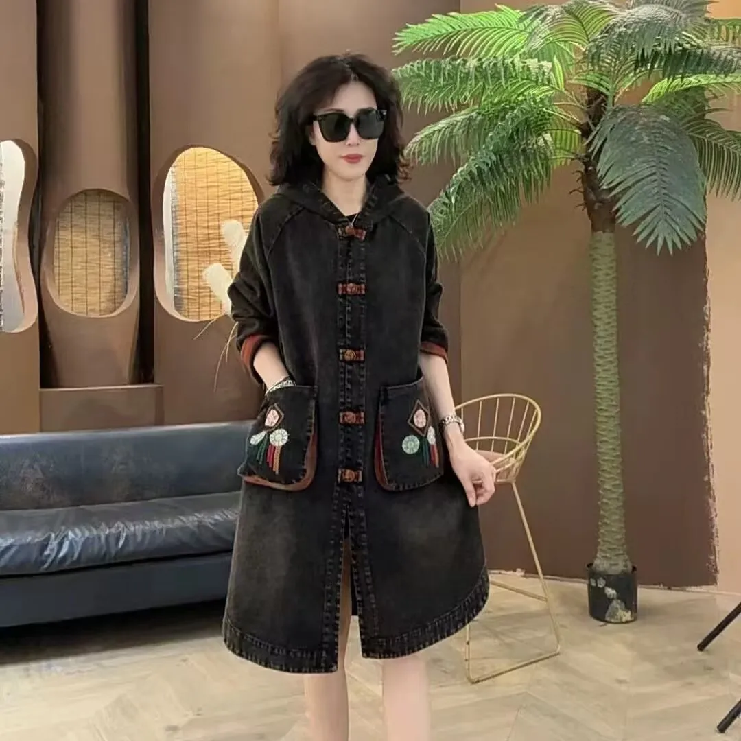Denim Jacket Women\'s Spring And Autumn 2023New Korean Heavy Industry Embroidered Windbreaker Slim Mother Thin Denim Jacket