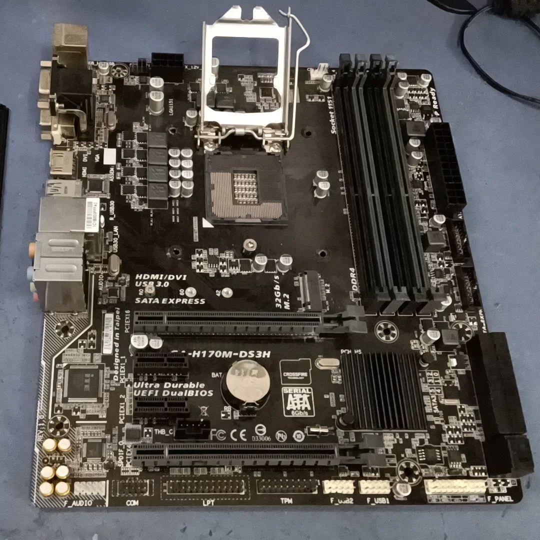 Tarjeta Madre Gigabyte GA-H170M-DS3H para PC de Escritorio, H170M DS3H LGA 1151 DDR4, 100% Probada, Funciona Perfectamente
