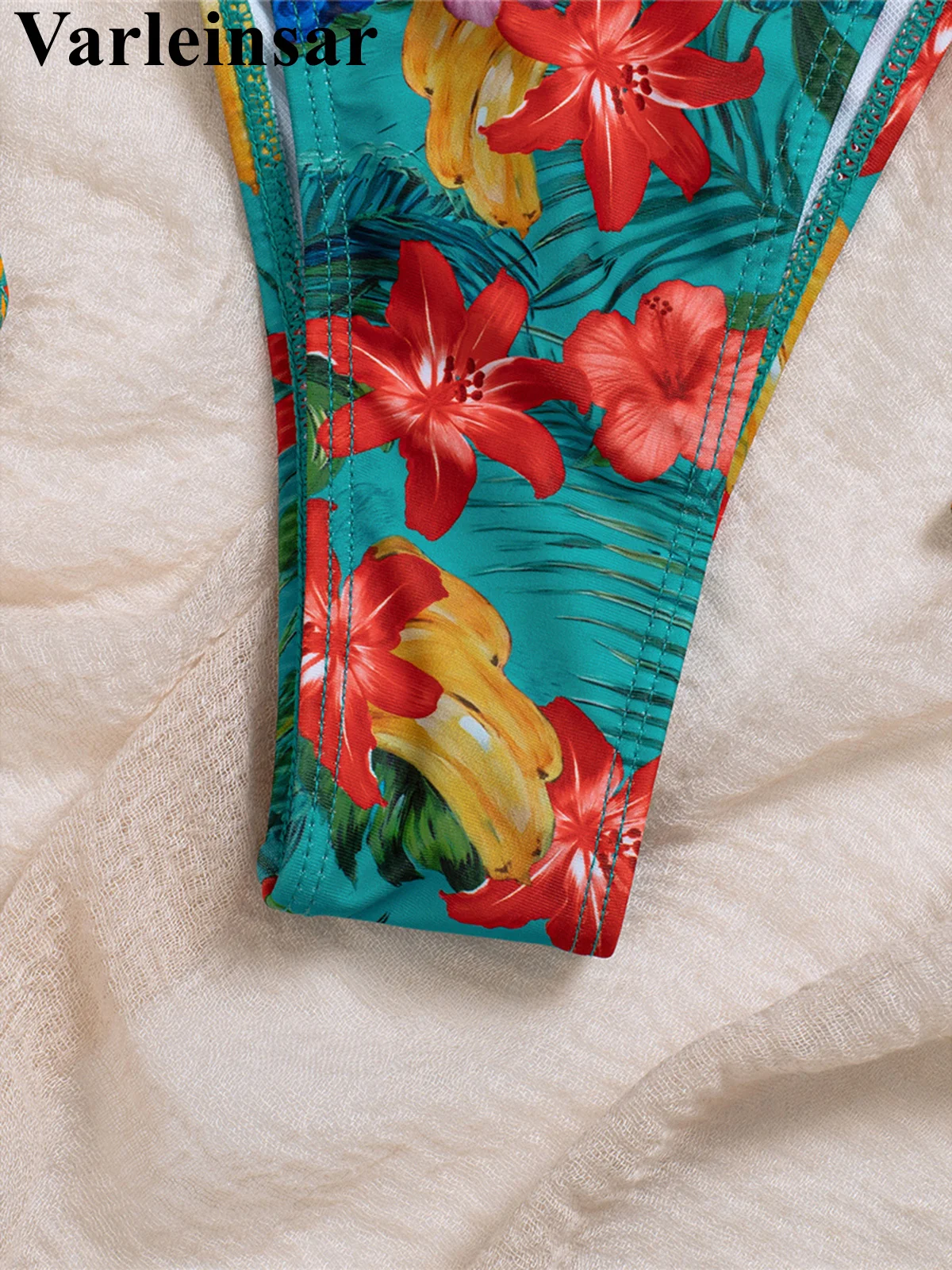 

XS - L Flowers Floral Halter Bikini Women Swimwear Female Swimsuit Two-pieces Bikini set Strappy Bather Bathing Suit Swim V7718