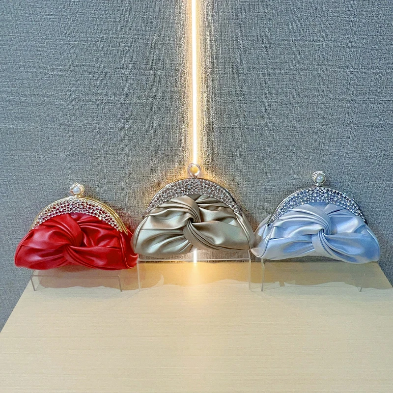 Gold Frauen Luxuriöse Kette Schulter Taschen Hochzeit Party Taschen Weibliche Chic Umhängetaschen Prom Kupplung Handtaschen Und Geldbörse 2025, Neue