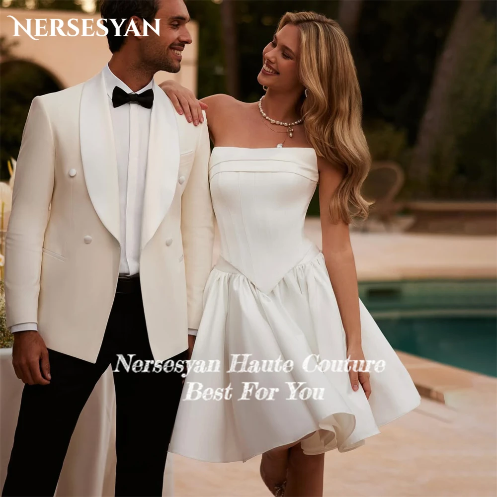 Nersesyan Einfache Brautkleider, schulterfrei, herzförmig, rückenfrei, mit Falten, ärmellos, knielang, Brautkleider nach Maß