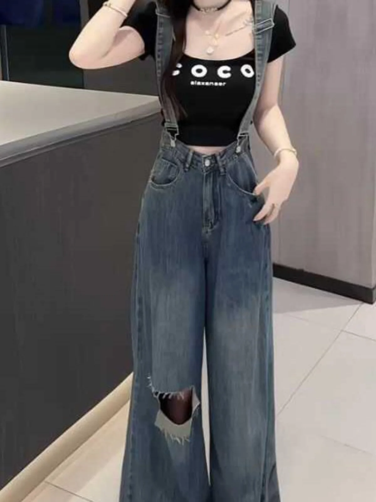 

Джинсовый комбинезон для женщин, свободный крой, высокая талия, утягивающий, широкие штанины, модный, весна-лето, синие джинсы