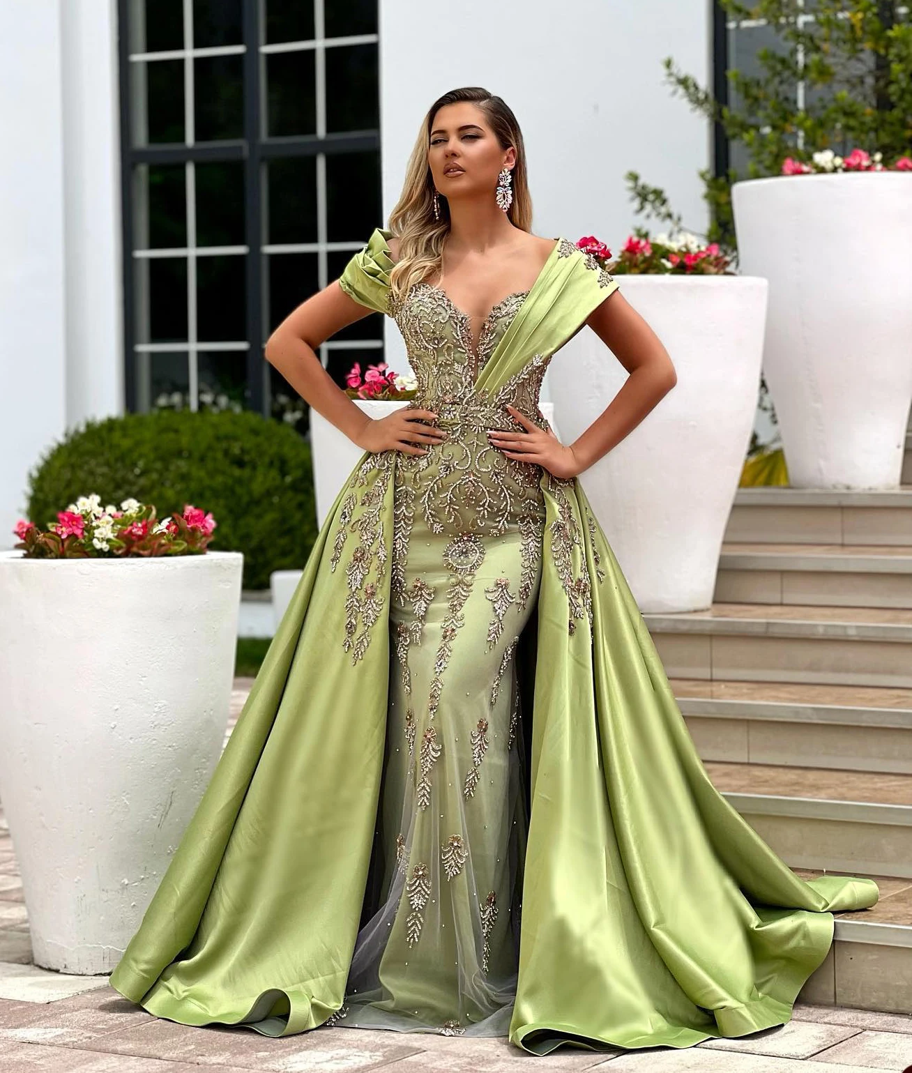 Gorgeous Evening Dress Mermaid Formal Occasion Dress Off the Shoulder Applicants Beads Satin Pleats Prom Dress Vestido De Noite