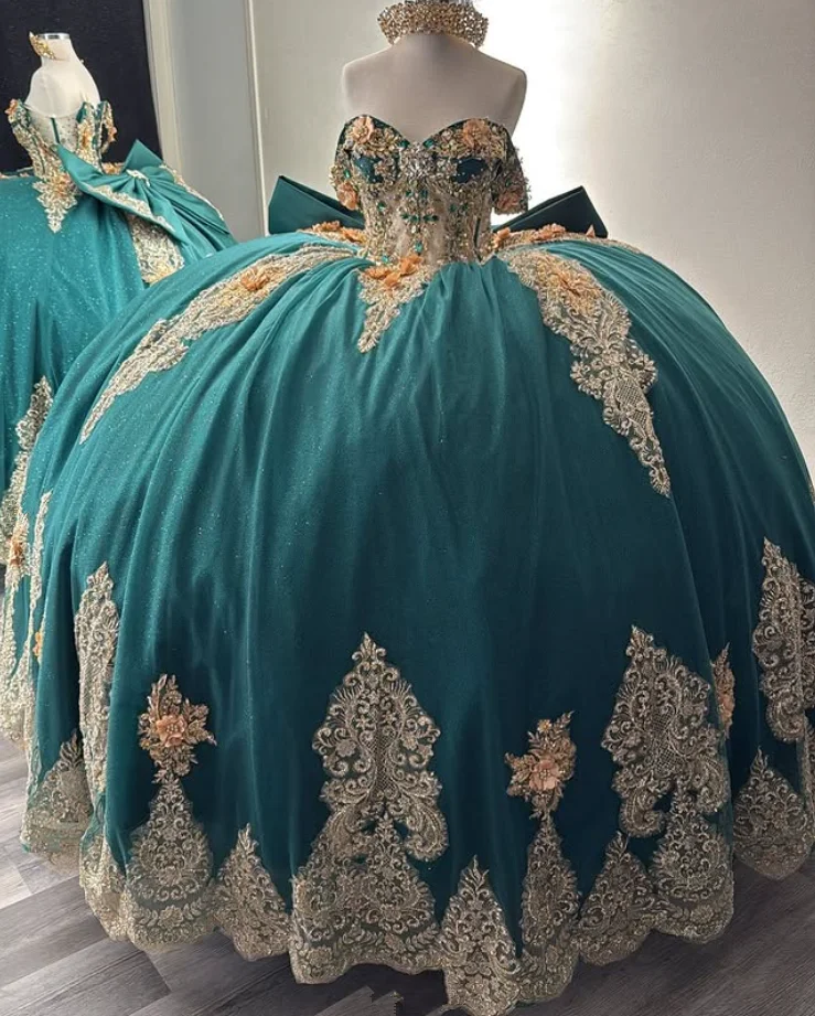 

Охотничье зеленое блестящее платье принцессы Quinceanera с открытыми плечами и кристаллами с аппликацией и шлейфом часовни, платья de xv años на заказ