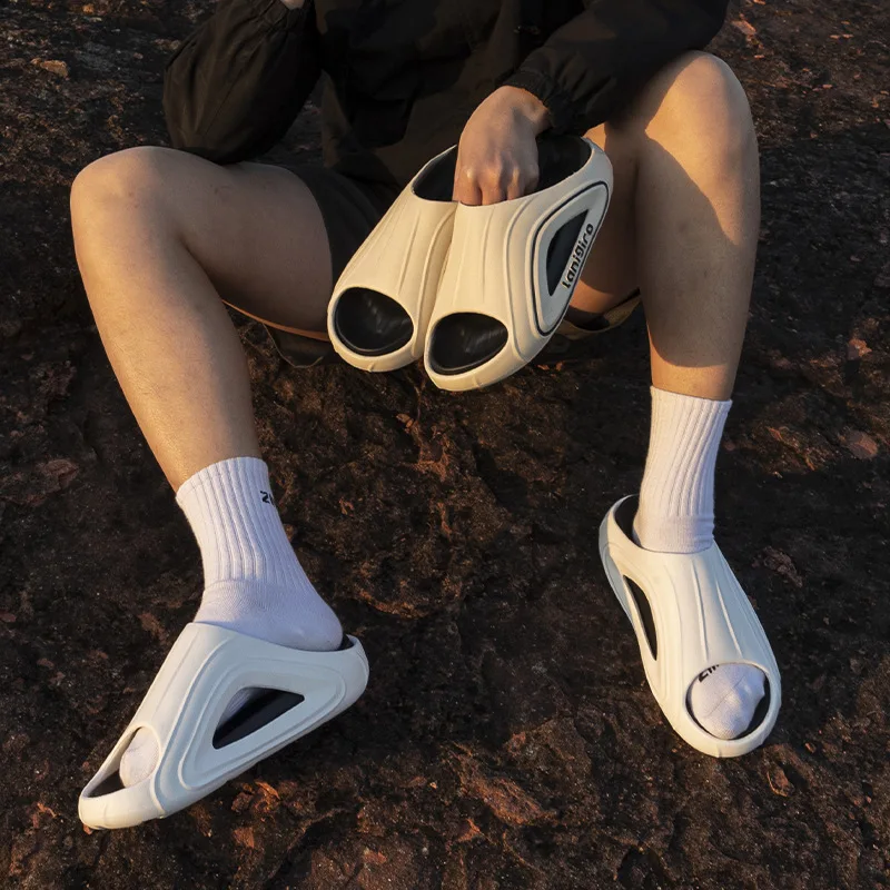 

Anti Slip Shock Absorbing Beach Slippers Wear Resistant Outdoor Soft Sole Comfort Daily Walking Footwear