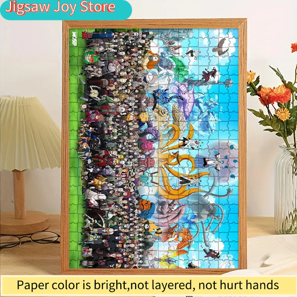 

Бумажный пазл с персонажами из Наруто: Шиппуден, огромный аниме-коллаж с хвостатыми зверями, Акацуки, ниндзя и другими персонажами в ярких цветах.