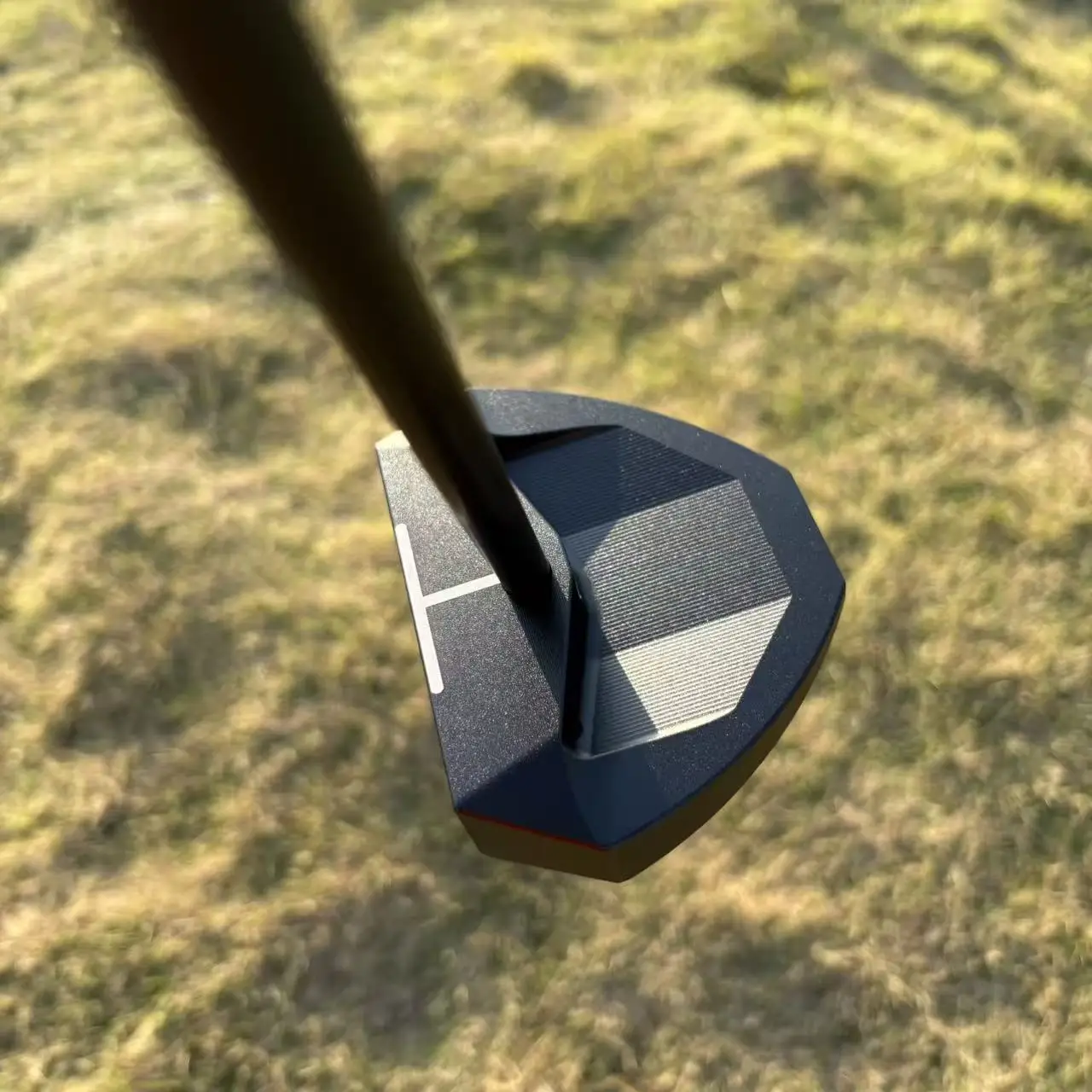 مضرب عزم دوران احترافي بدون عزم دوران، رأس من سبائك الألومنيوم MOI عالي، أداء وضع مستقر للمبتدئين ولاعبي الغولف المتقدمين