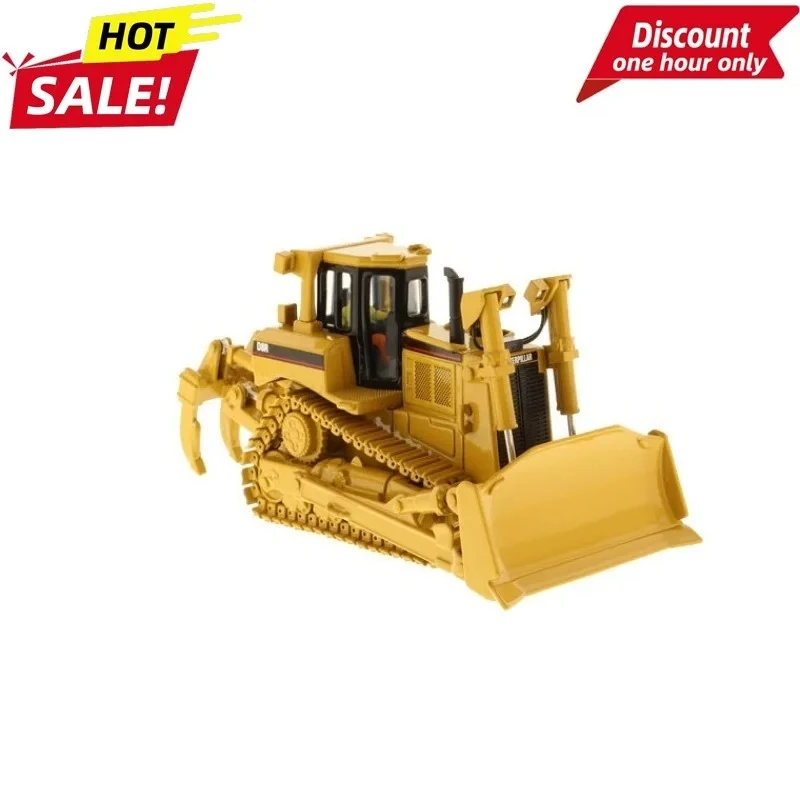 DM for Caterpillar CAT D8R Tracked Dozer Alloy Engineering Truck Forklift Model 1:50 85099