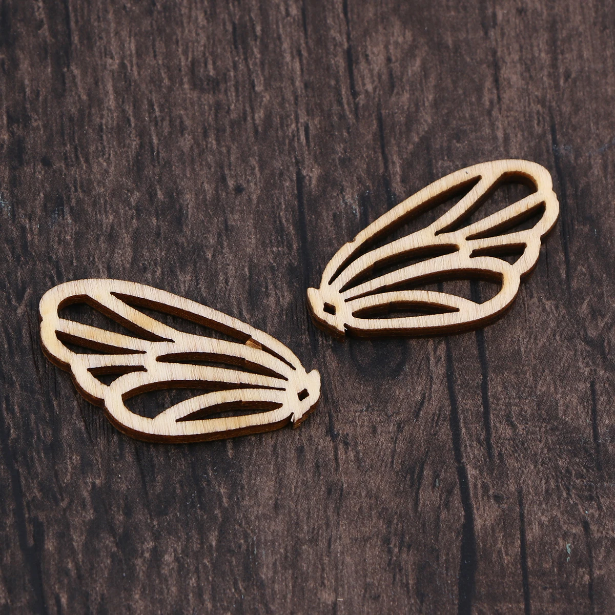 

50pcs Hollow Out Leaf Shape Wooden Cutouts Premium Wood Craft Embellishments Diy Ornaments Durable Decorations For Birthday