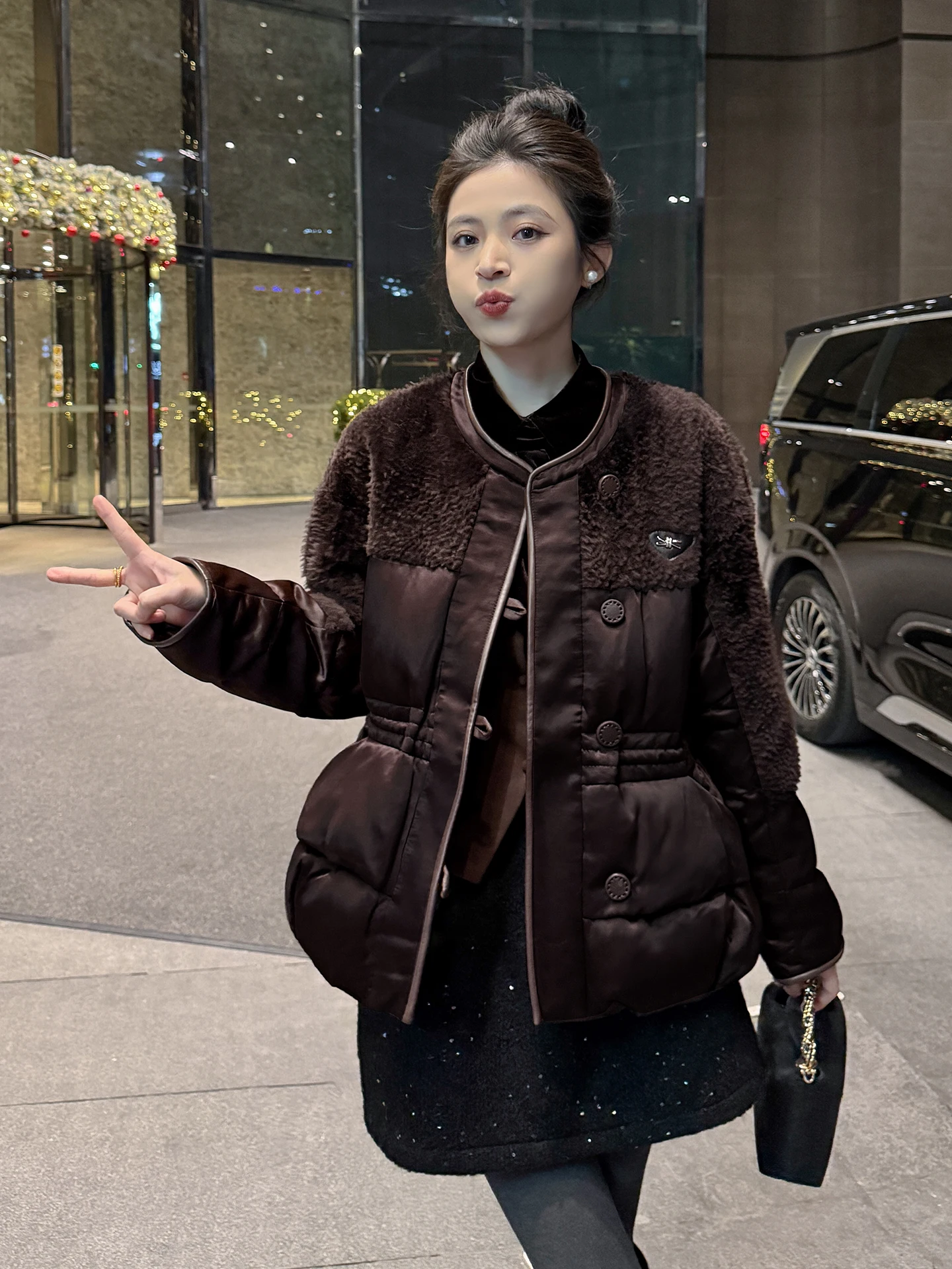 

Retro Splicing Lightweight Luxury Fur down Jaet Puffy Slimming ort Sle Women's Coat Warmth Vintage Sle Straight Cut