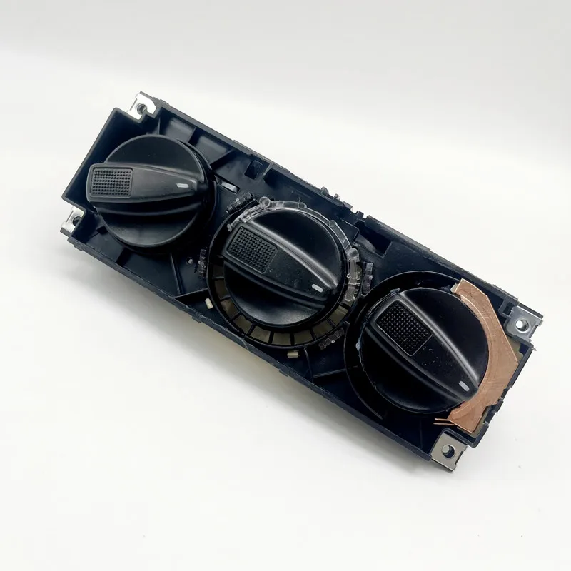 

Air Conditioner Heater Control Panel Device for VW Jetta Golf Cabriolet 1H0820045