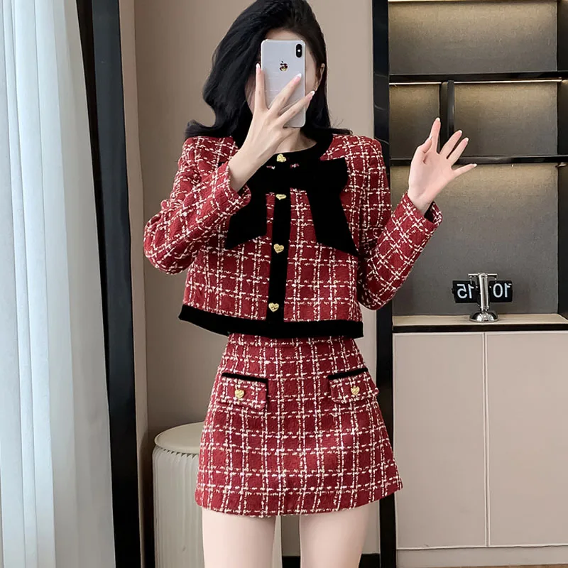 

Женские красные клетчатые твидовые комплекты из двух предметов, милая короткая куртка с длинными рукавами и бантом, пальто + мини-юбка, комплект осенне-зимней элегантной одежды