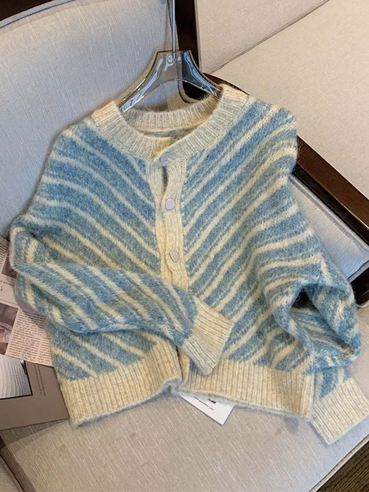 

2022Coarse Needle Cardigan Sweater Strip Short Knit Cardigan Female Autumn And Winter New Lazy Wind Contrast Color Wild Sweater