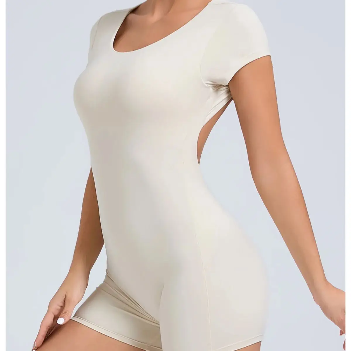 

Sexy Backless Sports Overalls Women Gym Rompers Sportswear Breathable Bodysuits Women One-Piece Push Up Suit Short Yoga Jumpsuit