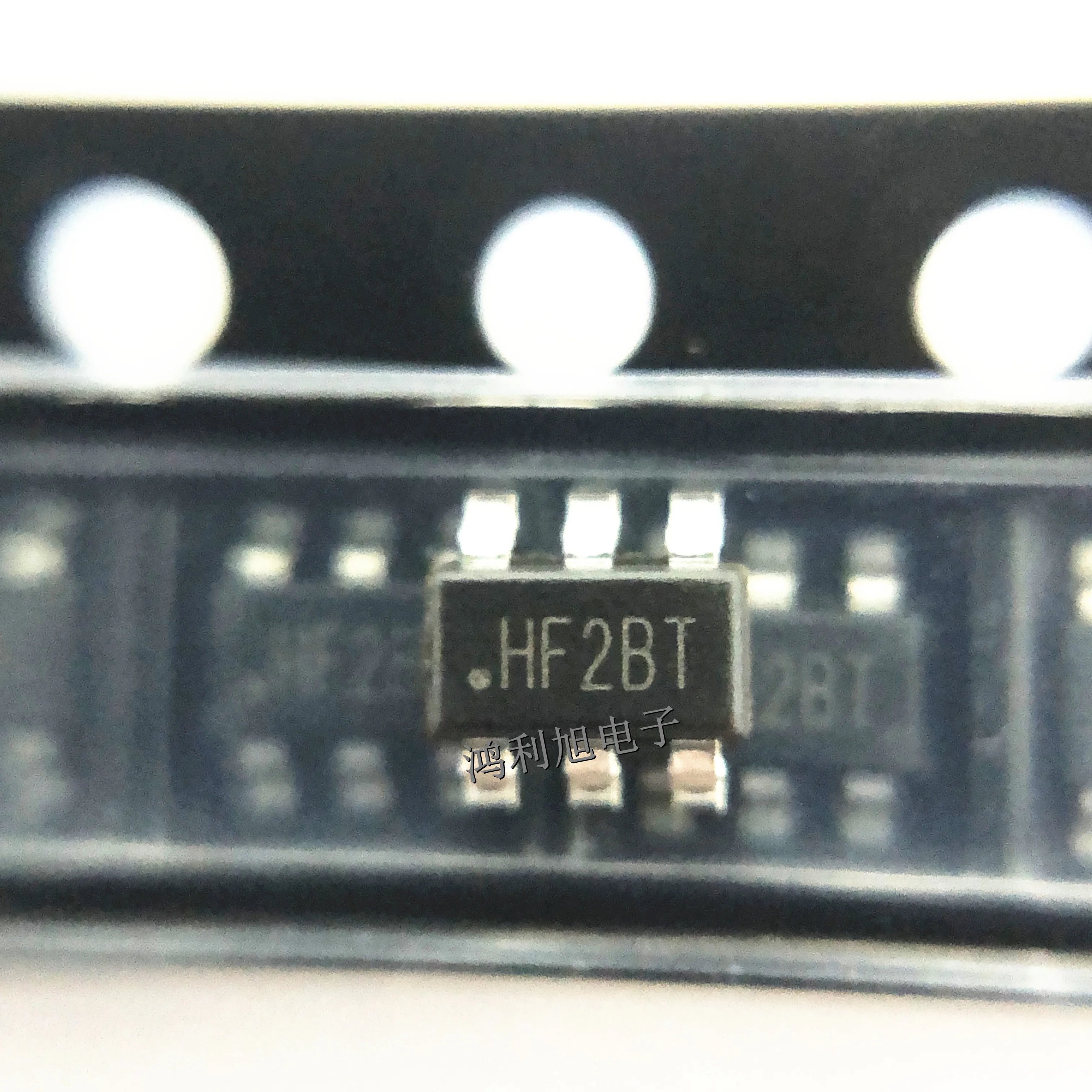 20PCS/Lot AP62300WU-7 SOT23-6 Conv DC-DC 4.2V to 18V Synchronous Step Down Single-Out 0.8V to 7V 3A T/R