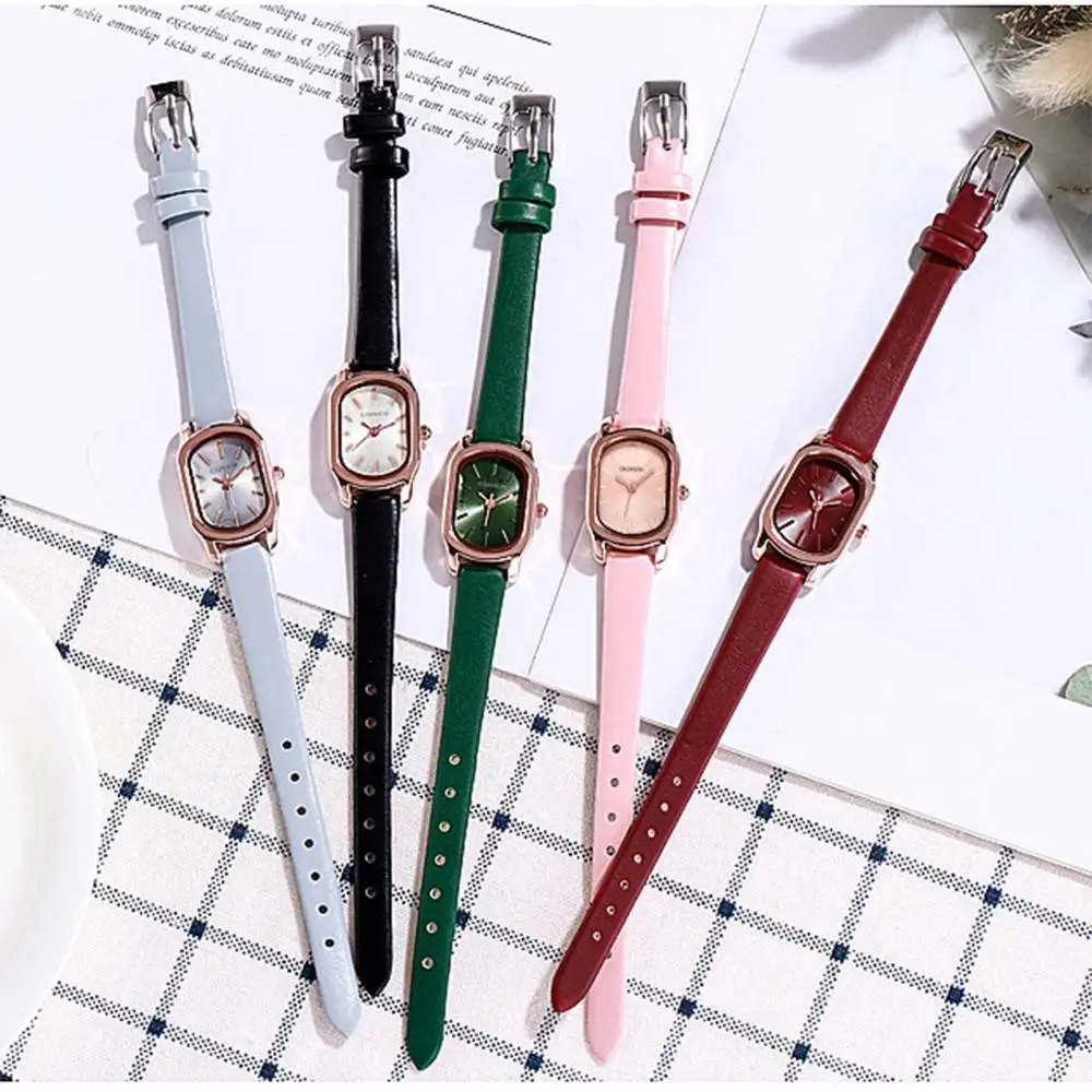 Jam Tangan Wanita Retro Jam Tangan Analog Quartz Dial Persegi Kecil Kasual Jam Tangan Kantor Hadiah