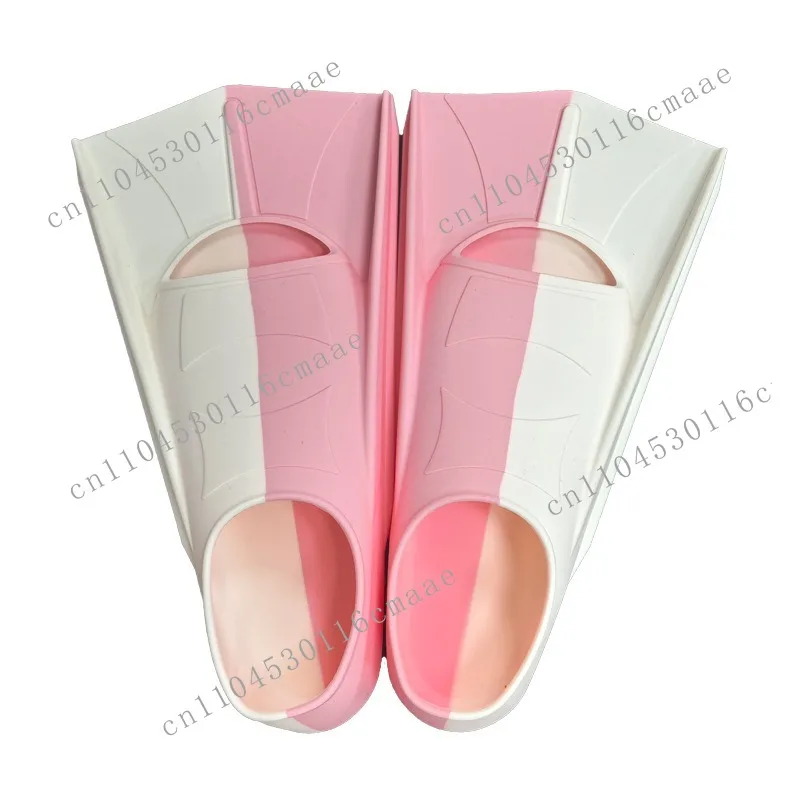 Silicone short , universal swimming training flippers for children and adults, non-slip and wear-resistant silicone flippers