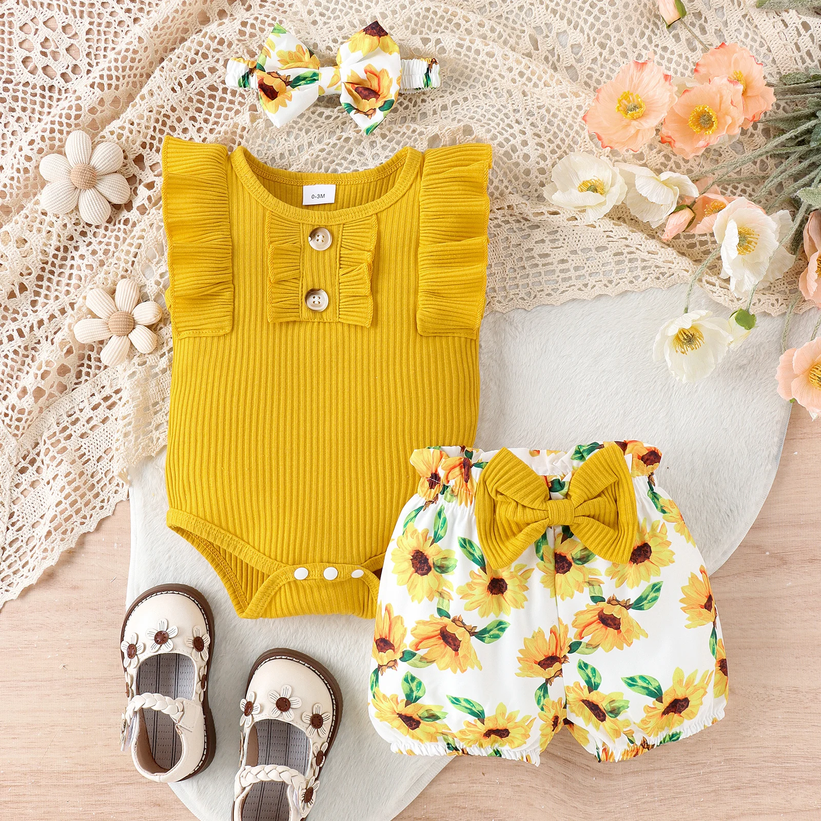 3PCS Summer Baby Girls 0-2 Years Old Soft And Comfortable Beautiful Multi-Colored Striped Flying Sleeve Top + Printed Shorts