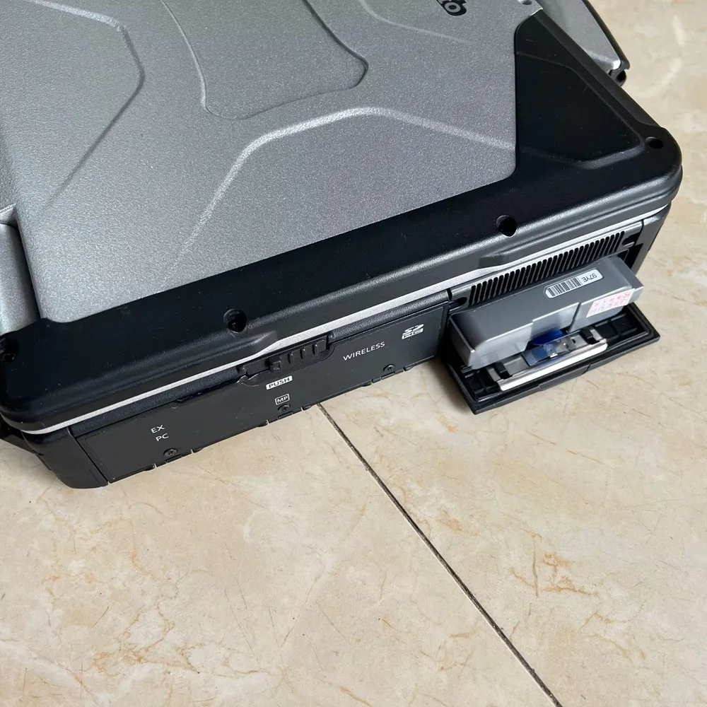 كمبيوتر محمول احترافي CF31 i5 Cpu 4gb RAM الكمبيوتر مع SSD/HDD Win10 أحدث برنامج العمل لأدوات التشخيص MB Star C5 C4 C3