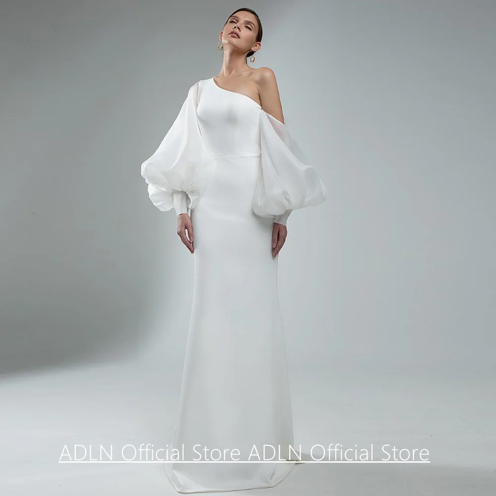 Gaun Pengantin Custom Model Puff Sleeves Satu Bahu Model Mermaid dengan Rok Organza Lepas Pasang