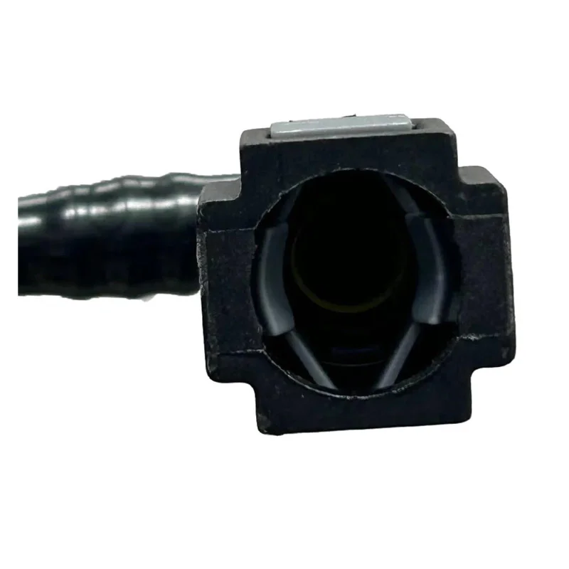 Auto-Kohlenstoffkanister-Magnetventil mit Schlauch für Ford FOCUS Auspuffanlagen 3M519D289AF