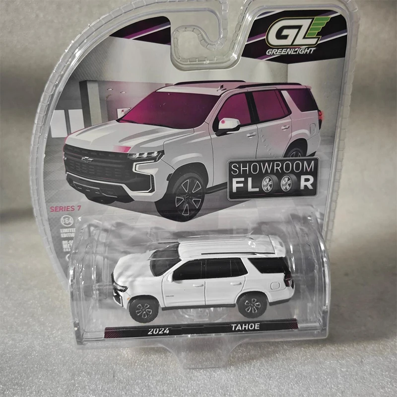 Greenlight 1:64 Showroom Floor Gladiador Dodge Challenger Modelo normal Modelo de fundição de liga