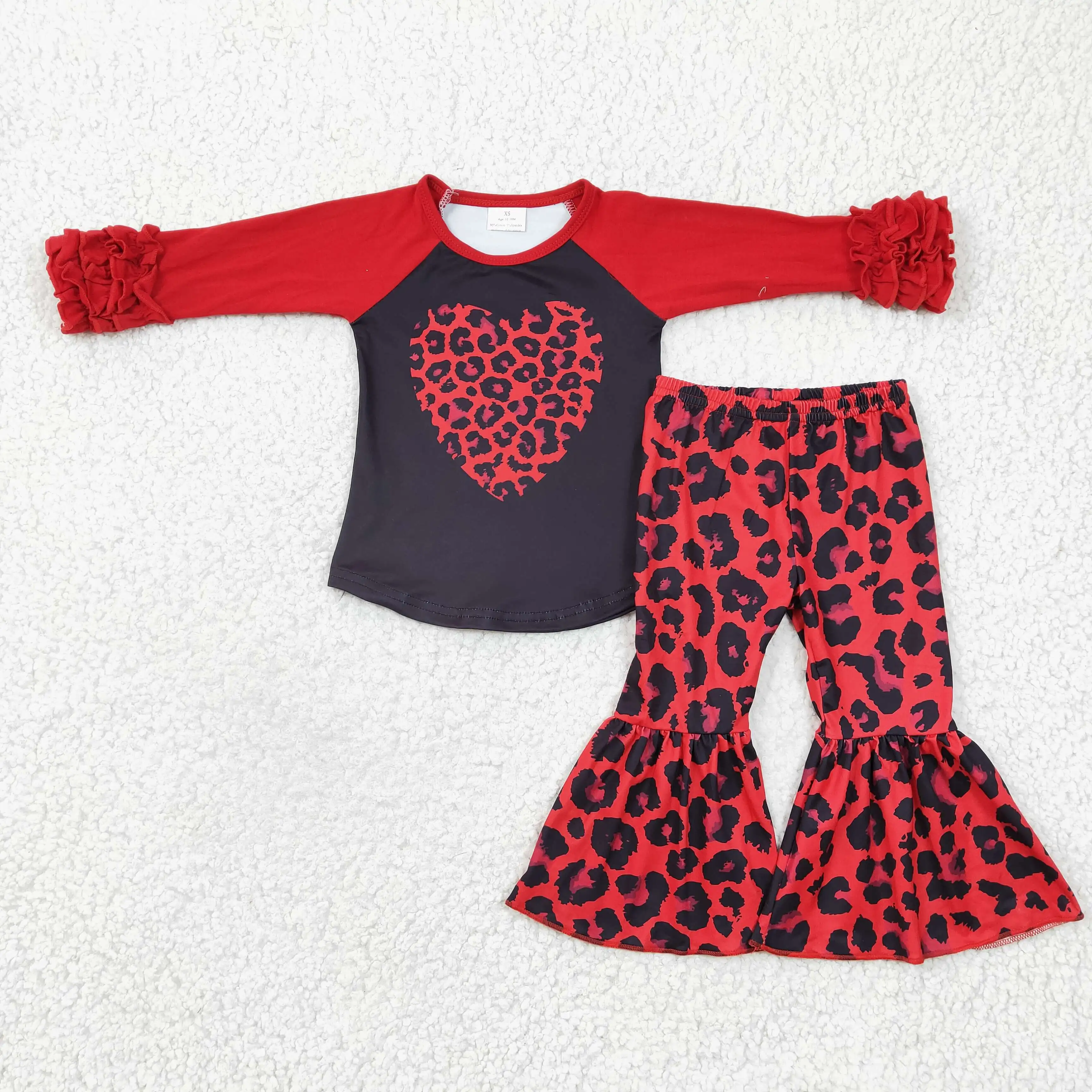 

Z1103-04 GLP0390 girl red long sleeve raglan shirt with heart pattern match leopard bell bottoms
