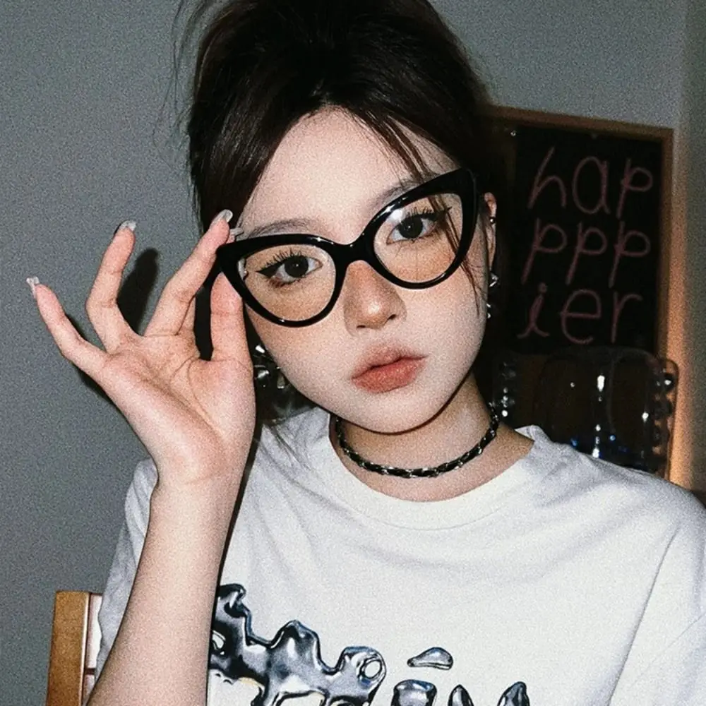 

Retro Cat Eye Glasses Outdoor Fashion Anti-blue Light Glasses Plain Glasses Computer Reading Goggles Triangle Frame Eyeglasses