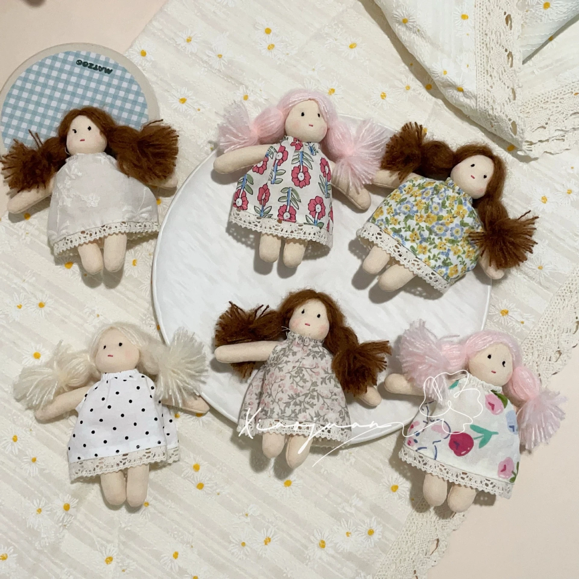 

Заколки для волос в виде мультяшных кукол для девочек, ручной работы, боковые зажимы, школьные аксессуары для волос, милые детские резинки для хвоста