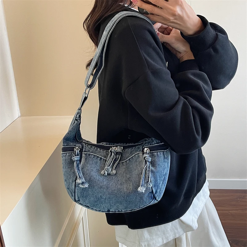 

Jeans Women's Bag New Blue Denim Messenger Bag Y2K Shoulder Bag Eco Bag Korean Shopping Satchels Half Moon Canvas Handbags Hobos