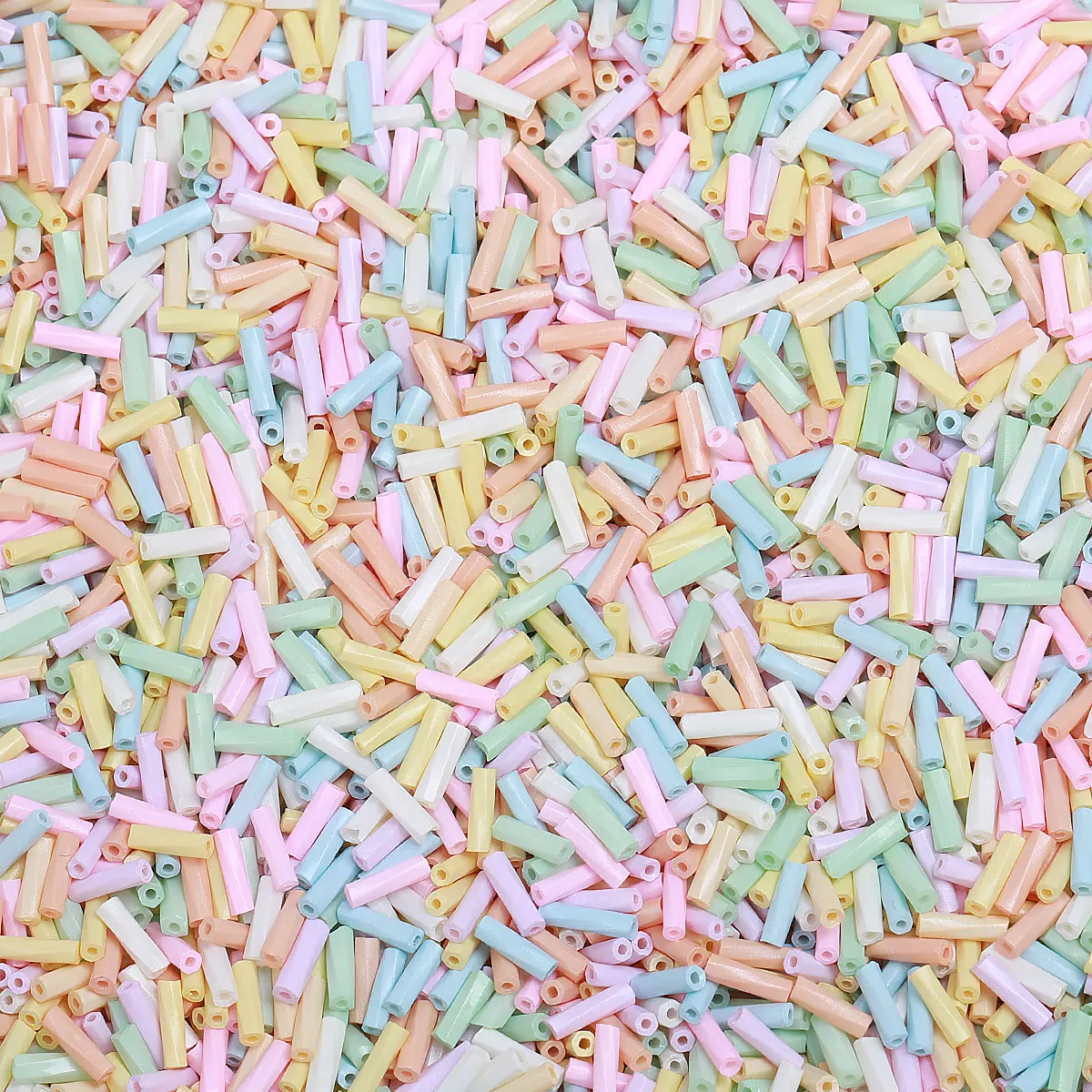 20g Über 1200 stücke 2x6mm Zufällige Farbe Macaron Farbe Twist Rohr Glas Perlen Lose Spacer Perlen für Schmuck Machen DIY Armband