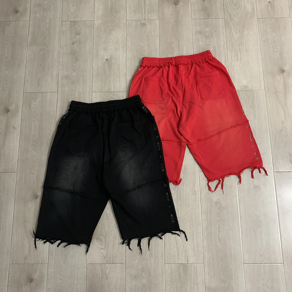 4 Colors Shinning Diamond Letter Embroidery Casual Shorts for Men and Women Vintage Baggy Rhinestone Baggy Five Point Pants