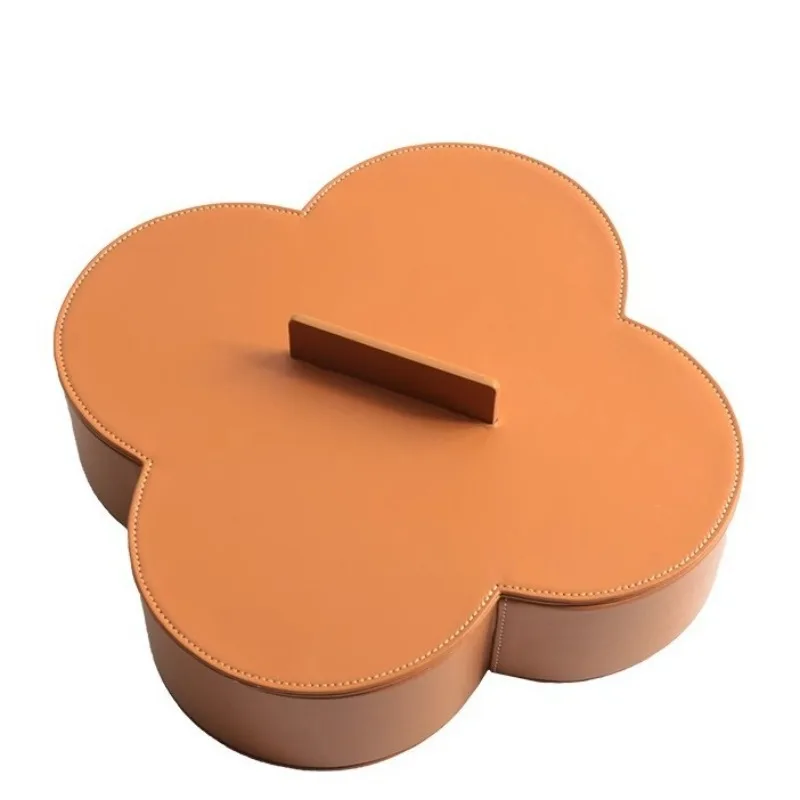 

Four-leaf clover leather storage box, jewelry watch storage vanity case.