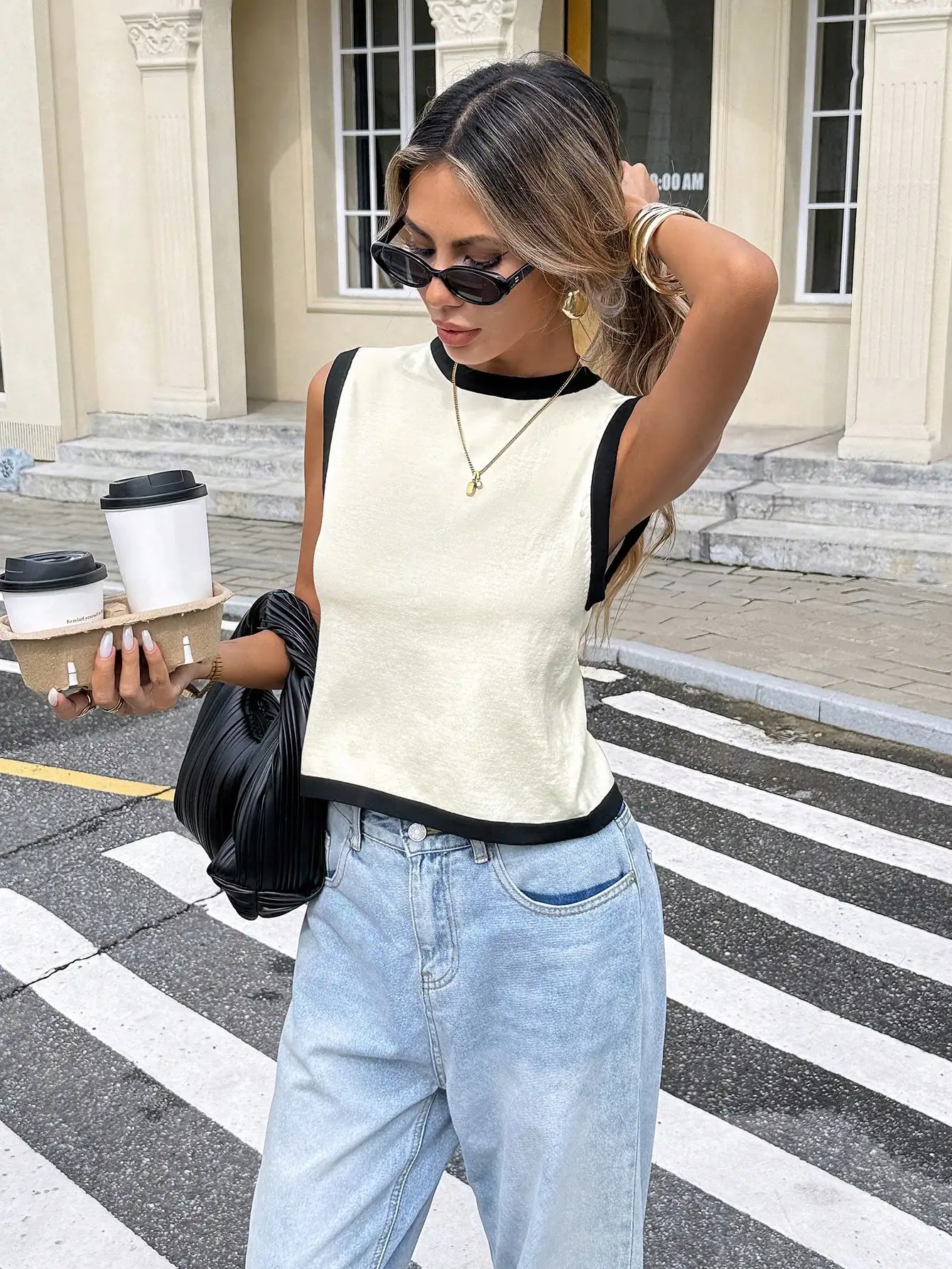 Serisse Women's Contrast Color Tie-Up Sleeveless Sweater Vest,Bow Backless Tank Top,Elegant Black And White Summer Brunch Tops For Business Casual Office Wear
