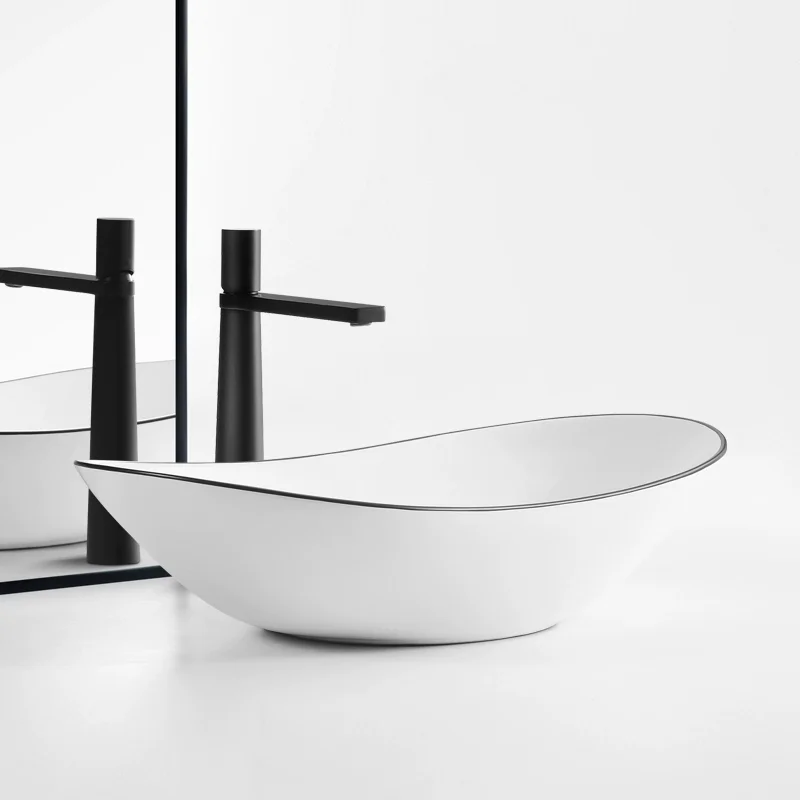 Elegant Ceramic Vessel Sink, Ingot-Shaped Ceramic Washbasin - Ideal for Modern Bathroom Fixtures, Suitable for Dressing Rooms, Vanities, and Bathrooms