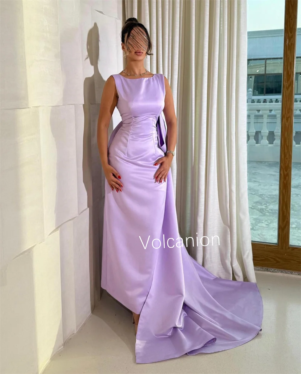 Maßgeschneiderte Mode Charmeuse Schleife Falten A-Linie rückenfreie lange Kleider maßgeschneiderter Anlass Sexy moderner Stil
