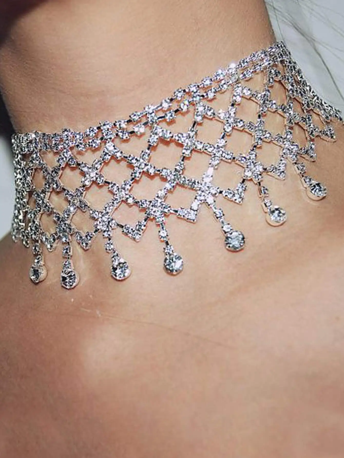 

Crystal Mesh Choker Necklace with Dangling Teardrop Rhinestones